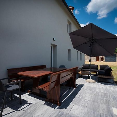 Villa Slivari Nedeščina Екстериор снимка