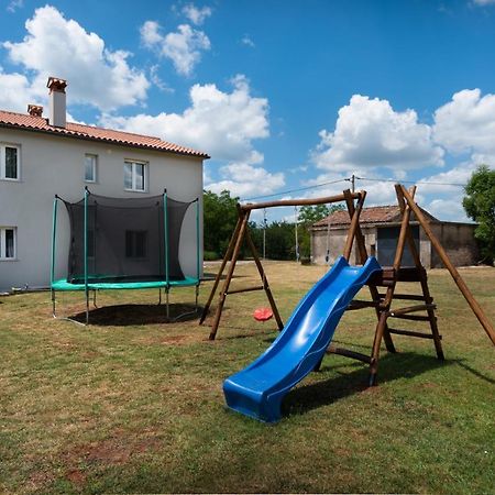 Villa Slivari Nedeščina Екстериор снимка