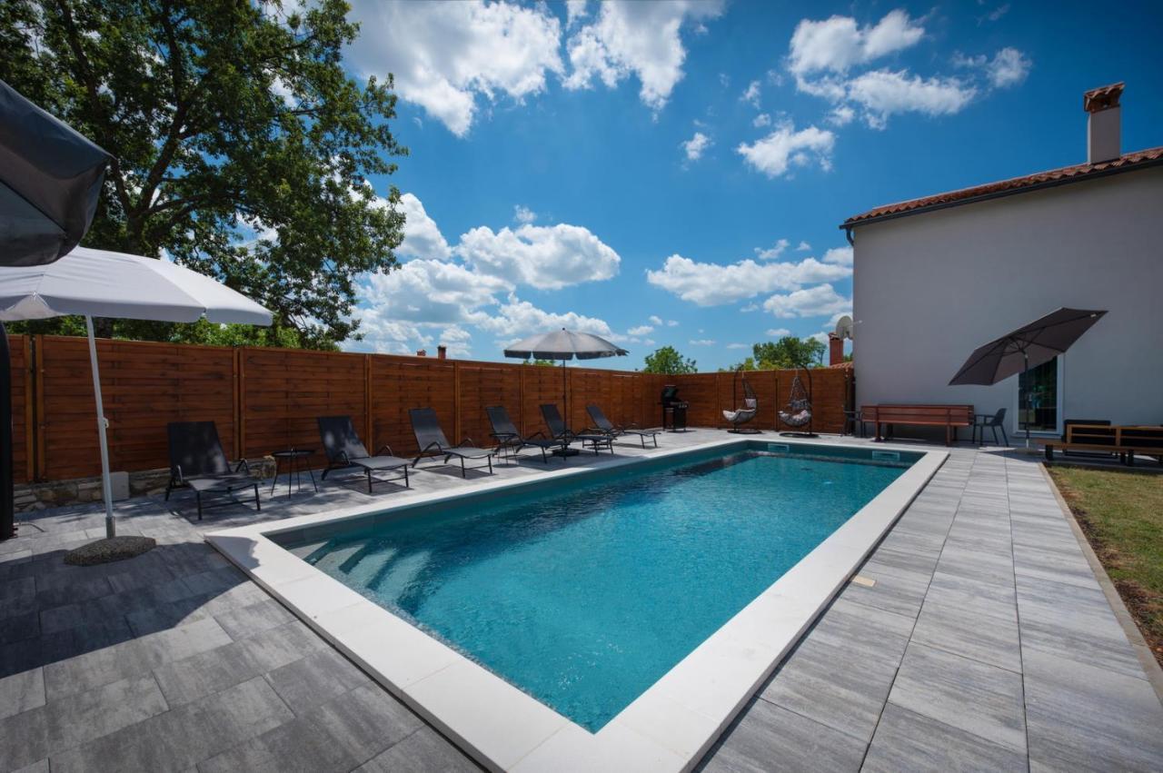 Villa Slivari Nedeščina Екстериор снимка