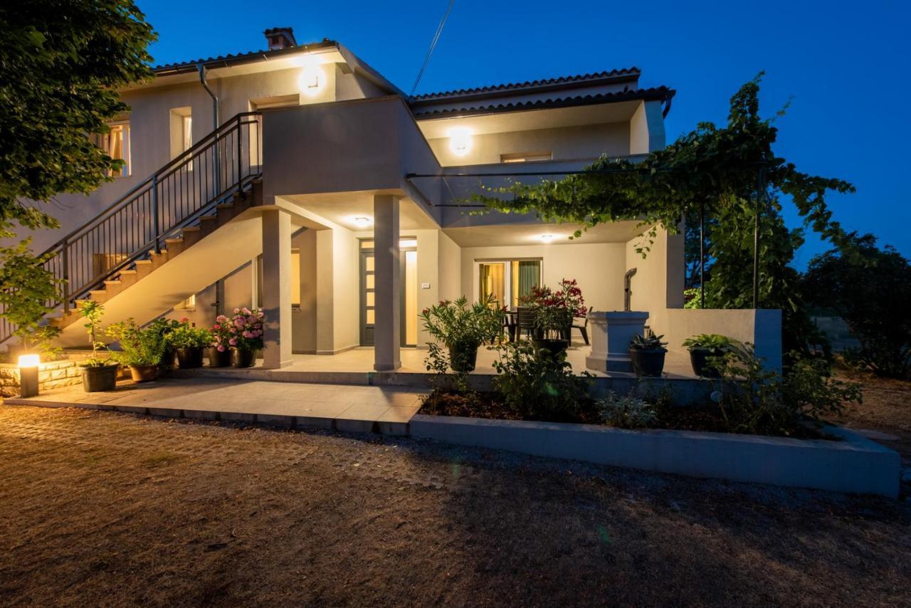 Villa Slivari Nedeščina Екстериор снимка