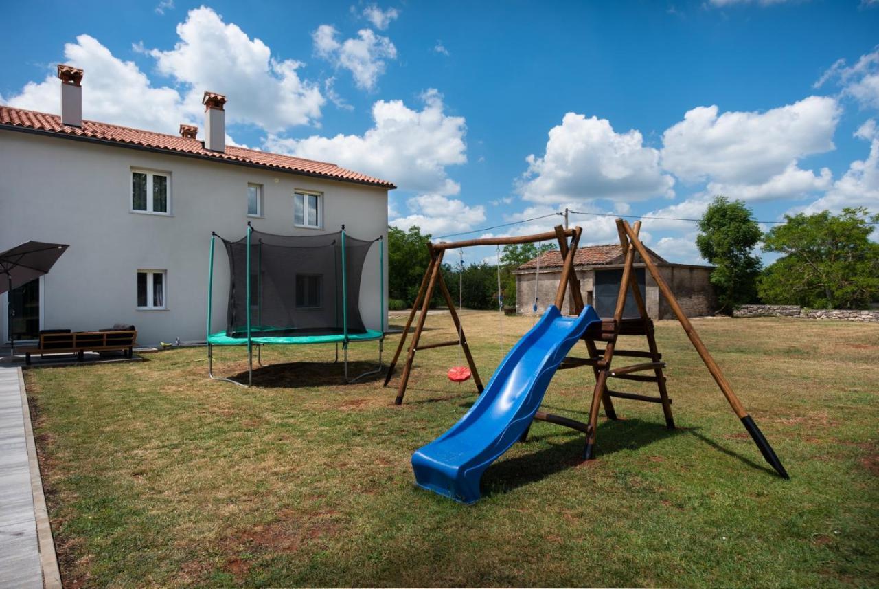Villa Slivari Nedeščina Екстериор снимка